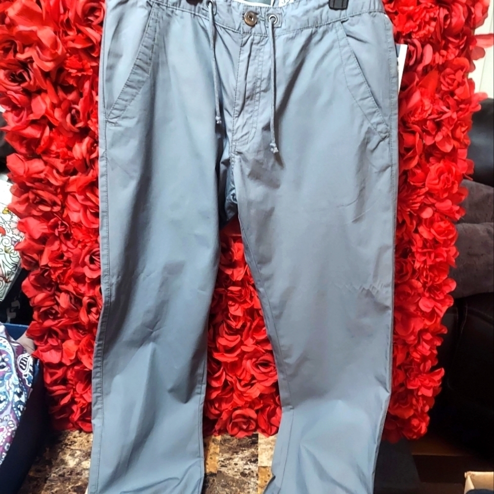 INC NWT Men's Gray Light Cargo Pants with pockets and elastic ankles